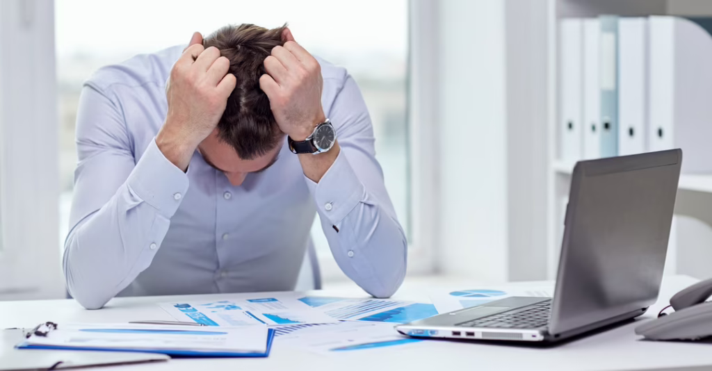 Cortisol : l’hormone du stress qui favorise ventre, fatigue et inflammation (2026)